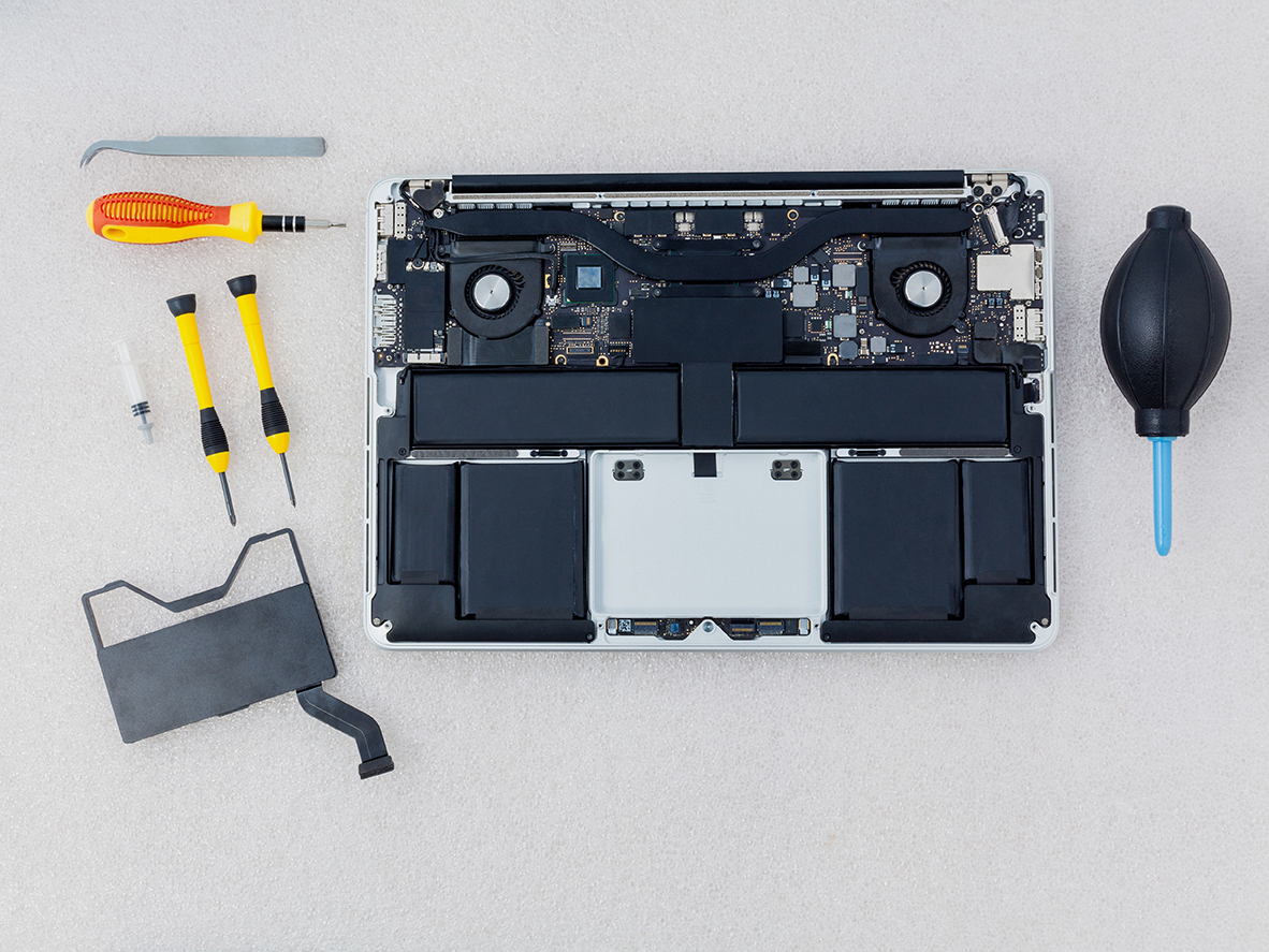 Seattle Data Recovery Restores Volumes, Folders, and Files from Apple MacBook HDD and SSD.